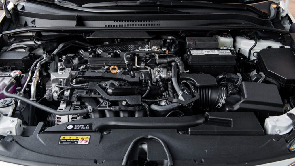 2026toyotacorollacorollahybridsedanfwdawd 11