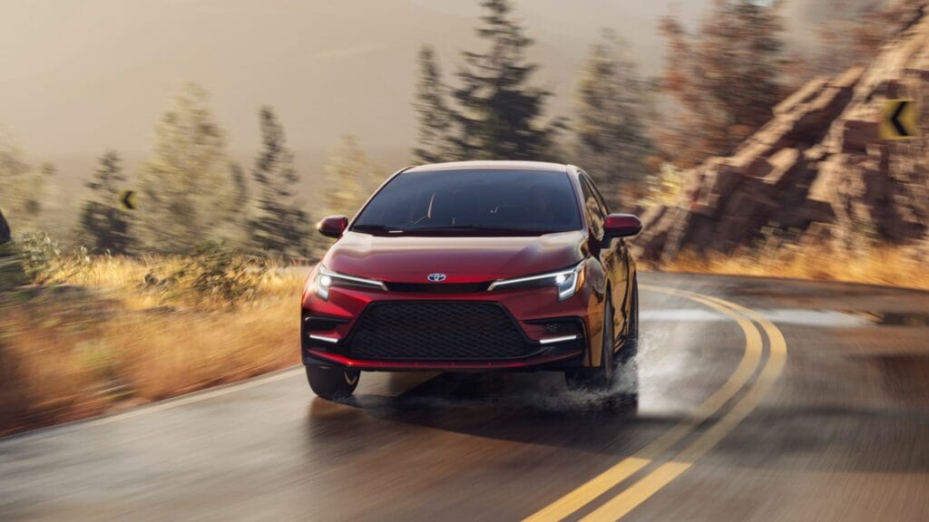 2026toyotacorollacorollahybridsedanfwdawd 8