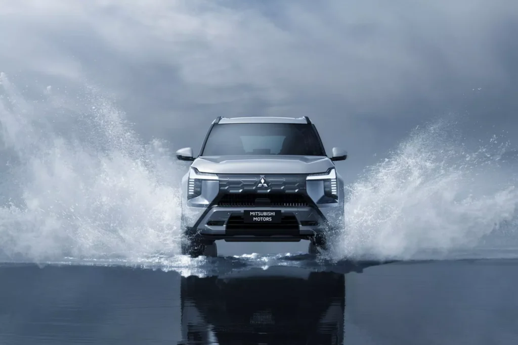 Mitsubishi Destinator Exterior 4 1536x1024 1
