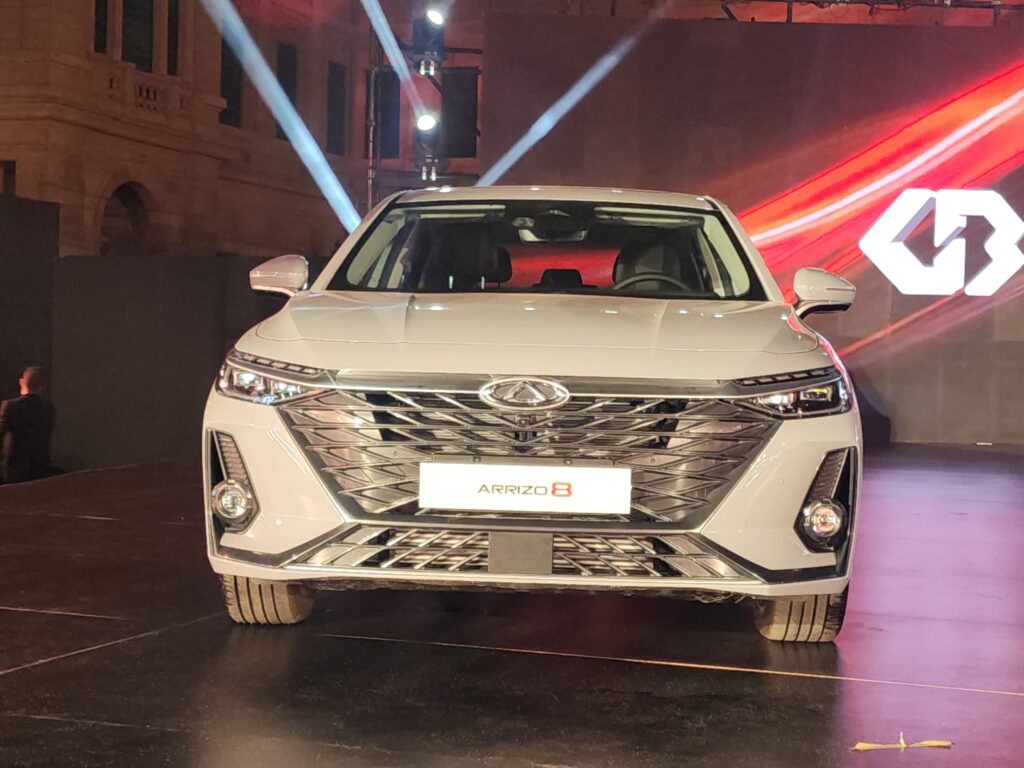 Chery Arrizo 8