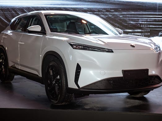 SN Automotive تفتح باب الحجز لأول دفعة من سيارات دونج فينج