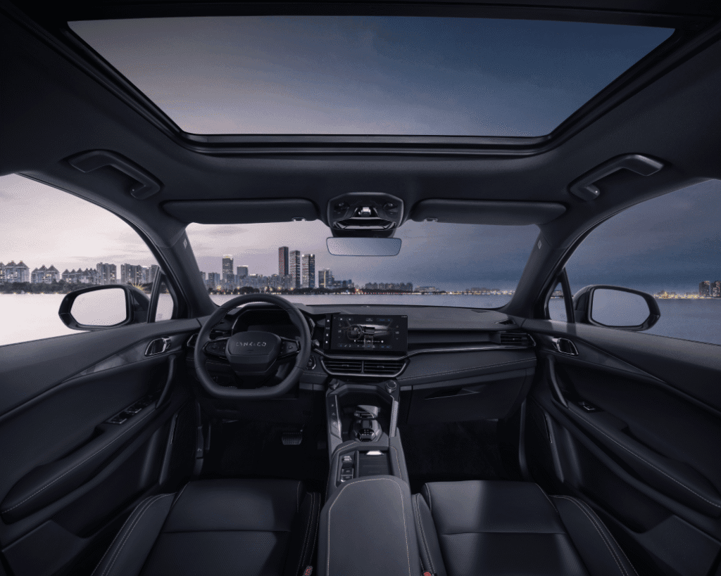 لينك آند كو 06 Lynk & Co