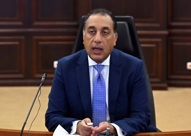 الحكومة تُعلن انخفاض أسعار السيارات في مصر بنسبة تصل إلى 20%