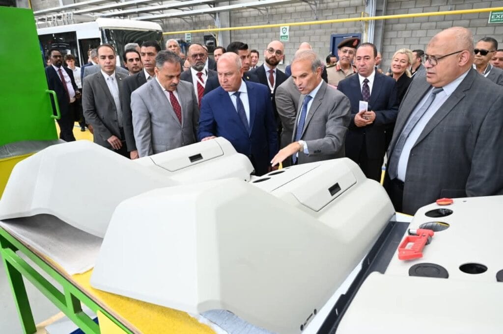 “MCV” تفتتح خط جديد لإنتاج أتوبيسات فولفو الكهربائية في مصر