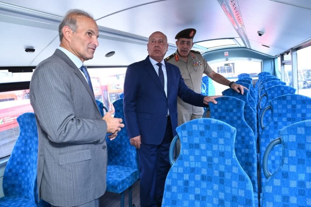 “MCV” تفتتح خط جديد لإنتاج أتوبيسات فولفو الكهربائية في مصر