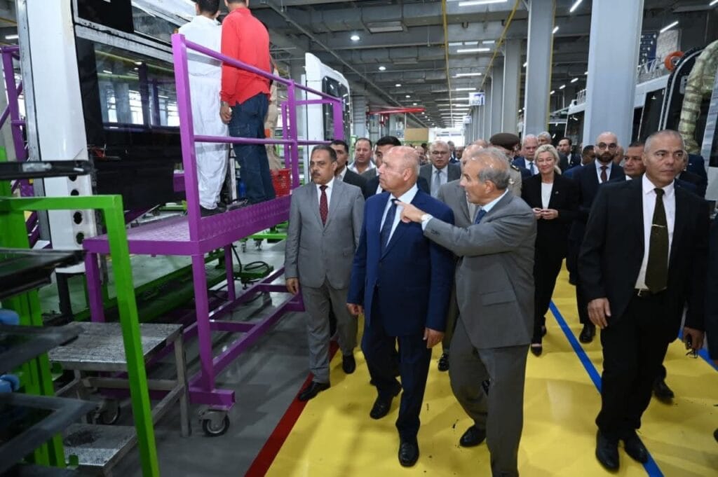 “MCV” تفتتح خط جديد لإنتاج أتوبيسات فولفو الكهربائية في مصر