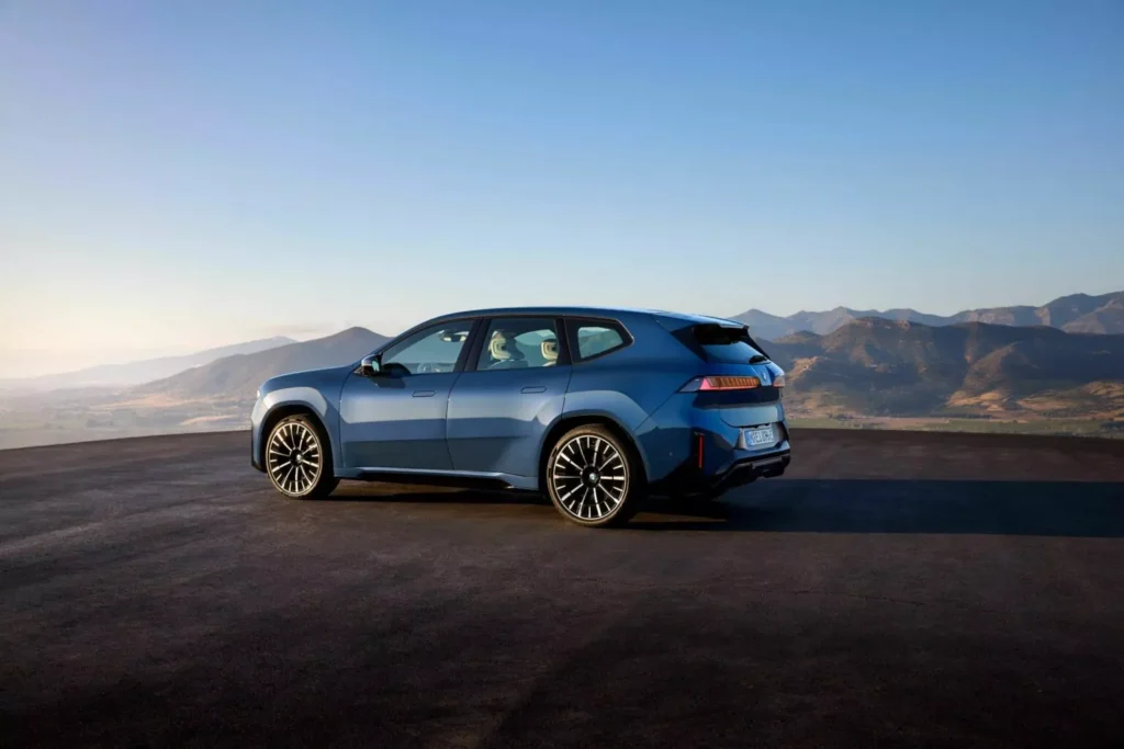 بي إم دبليو BMW iX3 الجديدة 2026 .. مستقبل Neue Klasse بسعر يربك المنافسين