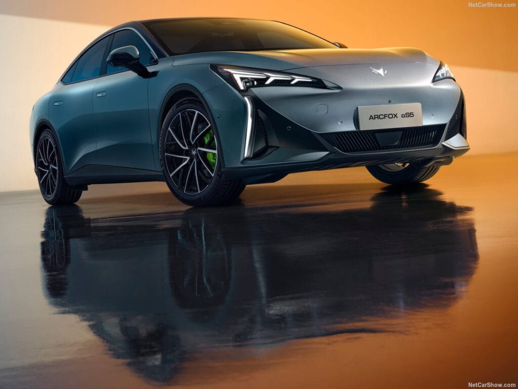 أرك فوكس ألفا S5 الكهربائية