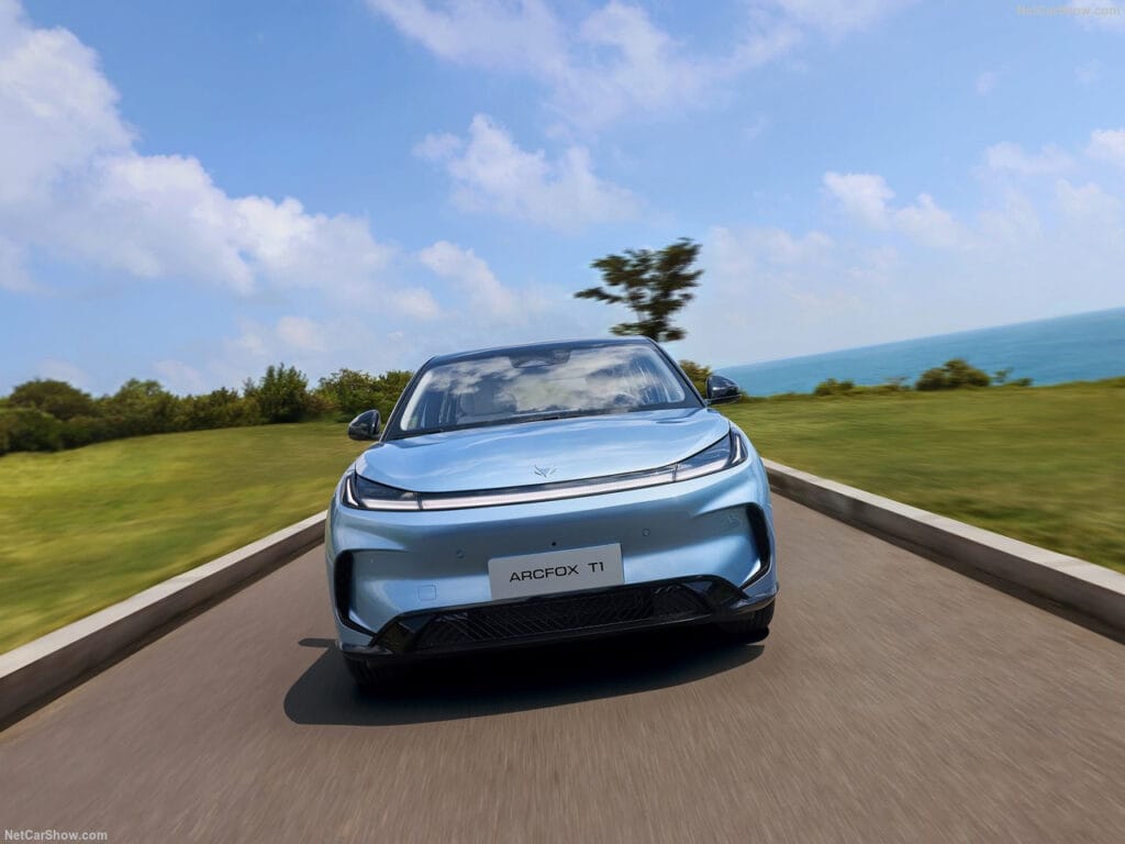 أرك فوكس ARCFOX T1