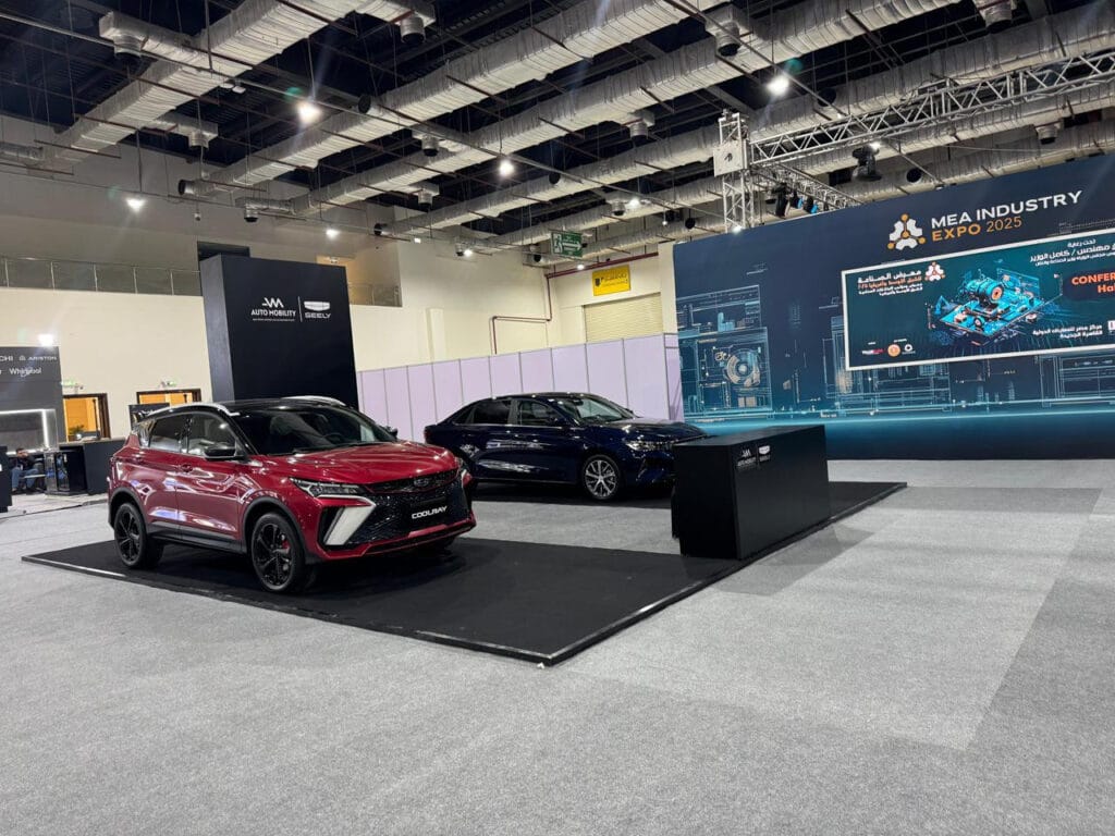 جيلي أوتوموبيليتي تستعرض إمجراند وكولراي المجمعتين محليًا في TransMEA 2025