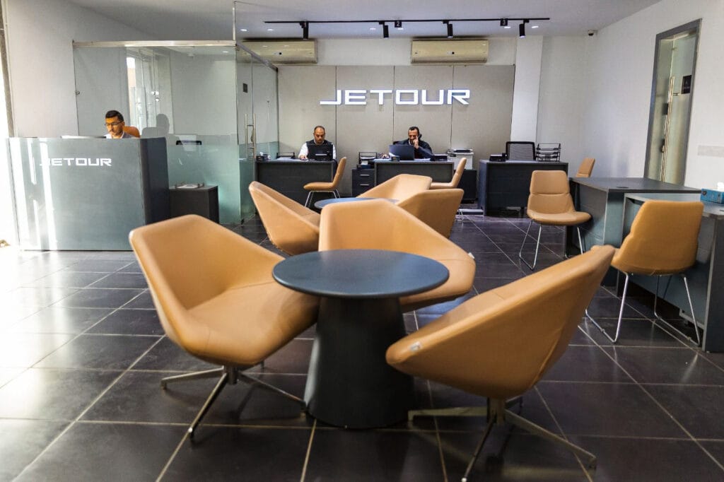 أحدث مركز خدمة لسيارات جيتور