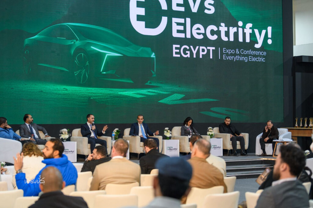 قمة مصر للسيارات الكهربائية