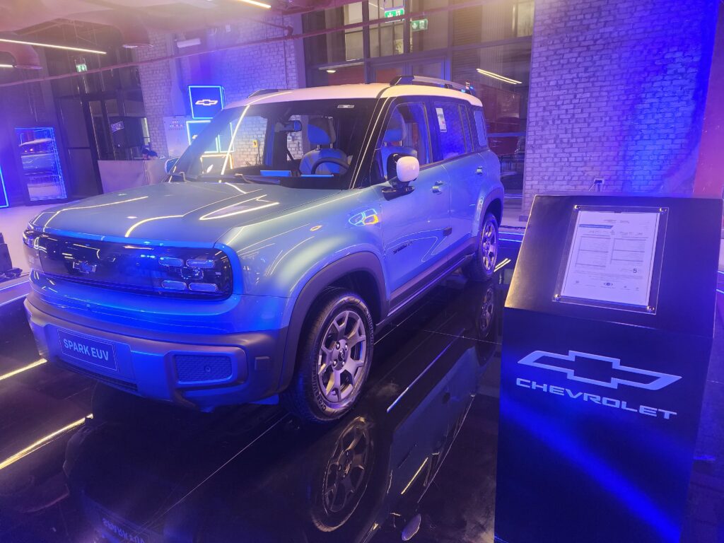 شيفروليه كابتيفا EV وسبارك EUV في مصر: أسعار ومواصفات