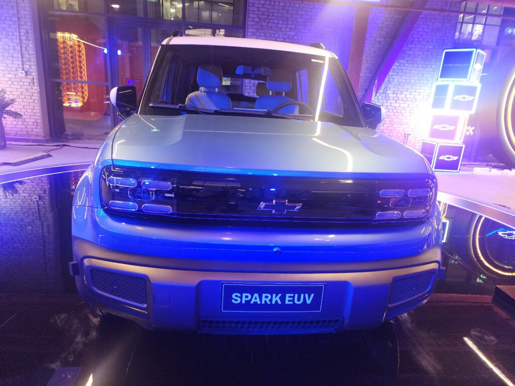 أسعار شيفروليه كابتيفا و سبارك الكهربائية في مصر بعد طرحهما رسميًا