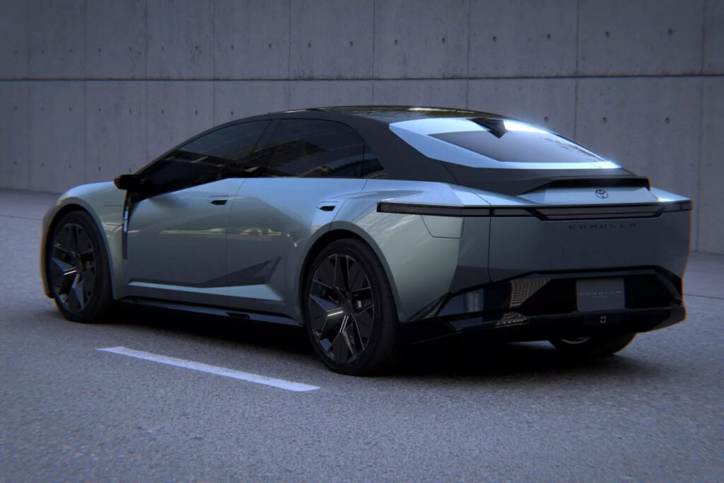 تويوتا كورولا بجيل جديد وخيارات كهربائية لأول مرة