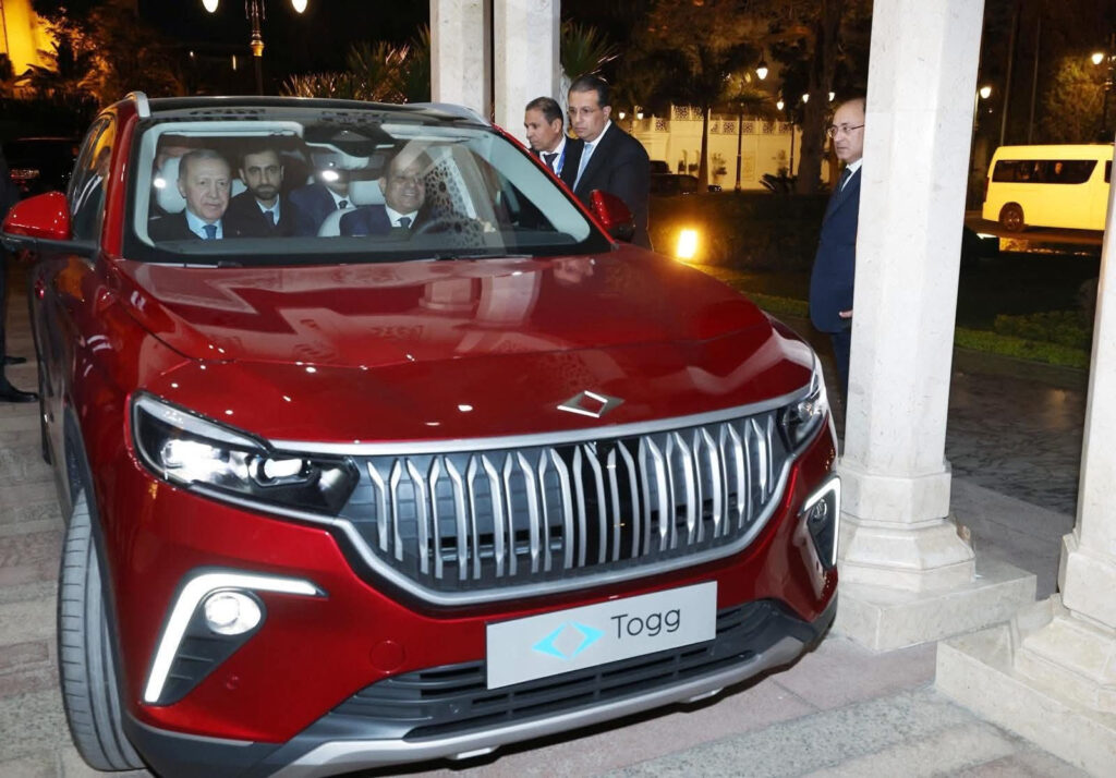 سعر ومواصفات سيارة توج TOGG الكهربائية التي أهداها أردوغان للرئيس السيسي