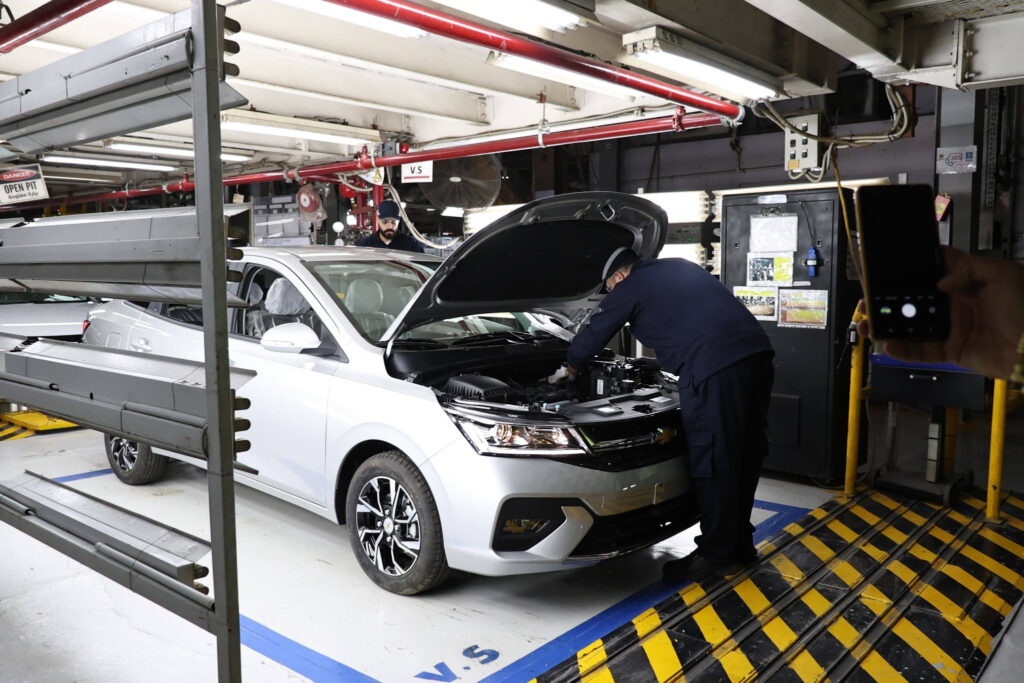 "مصر كارز" من قلب مصنع جنرال موتورز: هنا تبدأ رحلة سيارتك!