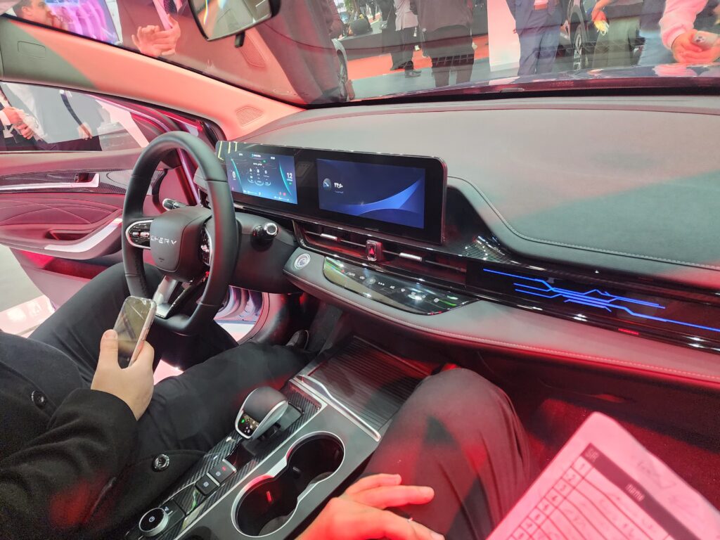 شيري تطلق أريزو 6 GT في مصر