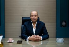 بعد تحذير السيسي.. حذر بين تجار السيارات من البيع بـ «الأوفر برايس»