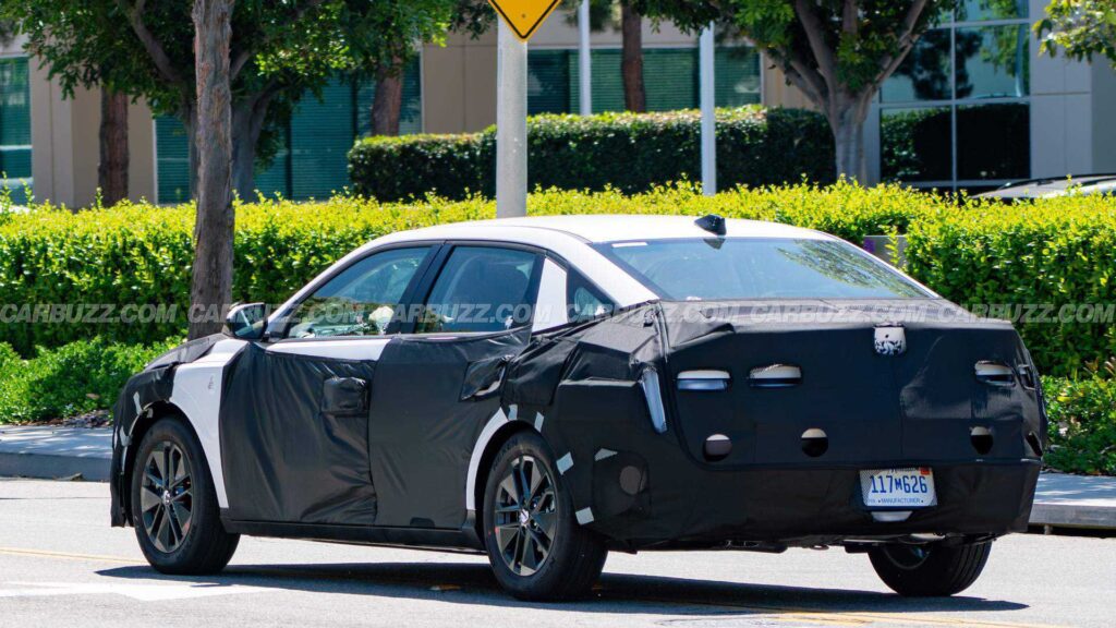 هيونداي إلنترا الجديدة