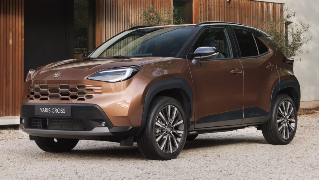 تويوتا ياريس كروس