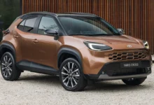 تويوتا ياريس كروس