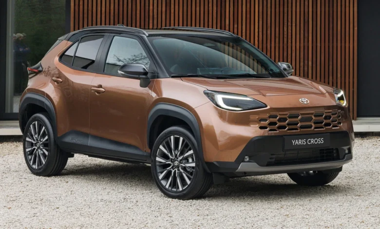 تويوتا ياريس كروس