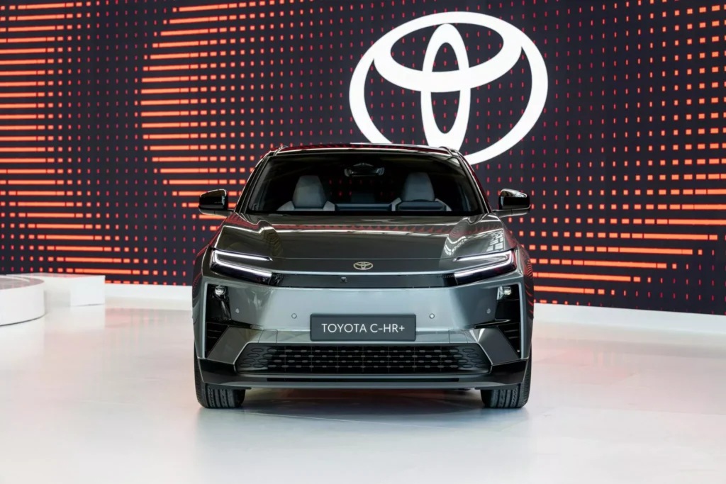 تويوتا C-HR الكهربائية
