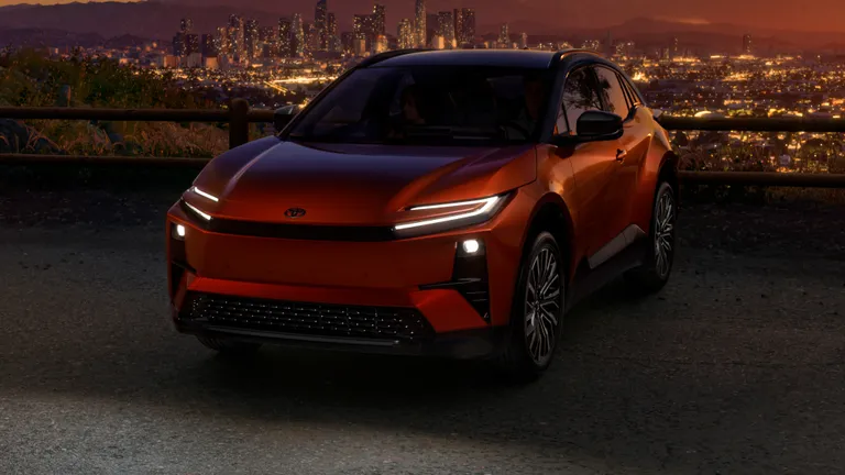 تويوتا C-HR الكهربائية
