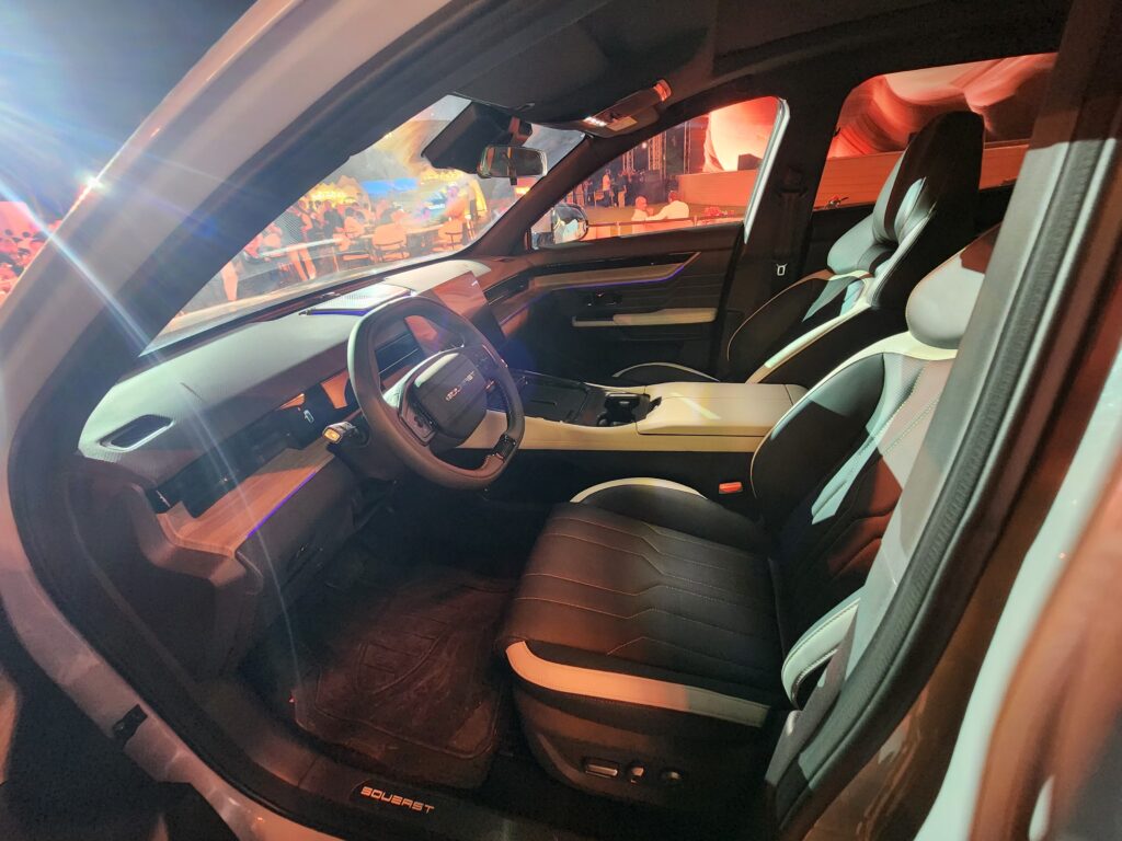 سوإيست S06 DM
