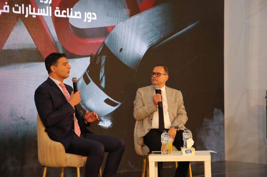 وزير الصناعة: الدولة لن تفرض أي قيود على استيراد السيارات ودعم المنافسة أولوية