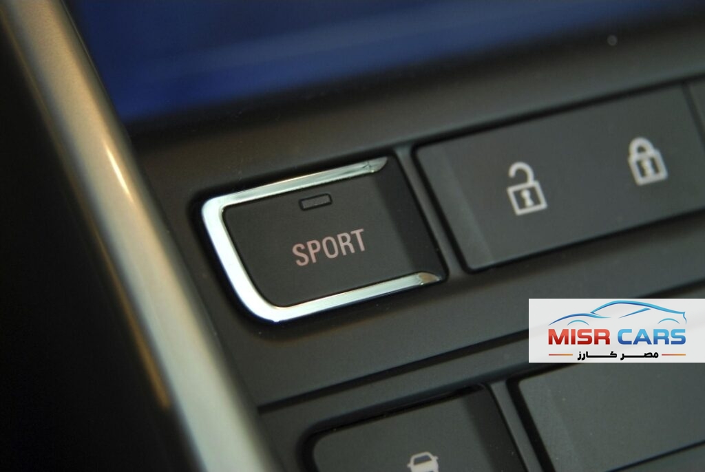 ماذا يحدث عند تشغيل وضع Sport في سيارتك؟